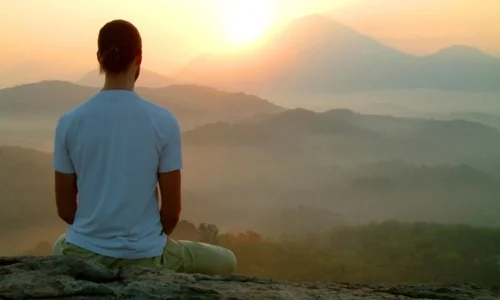 Sheng Zhen Meditation teachers offer classes around the world. There may be a teacher near you! Online teachers are also available.