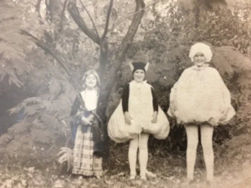 AMR Halloween.jpg