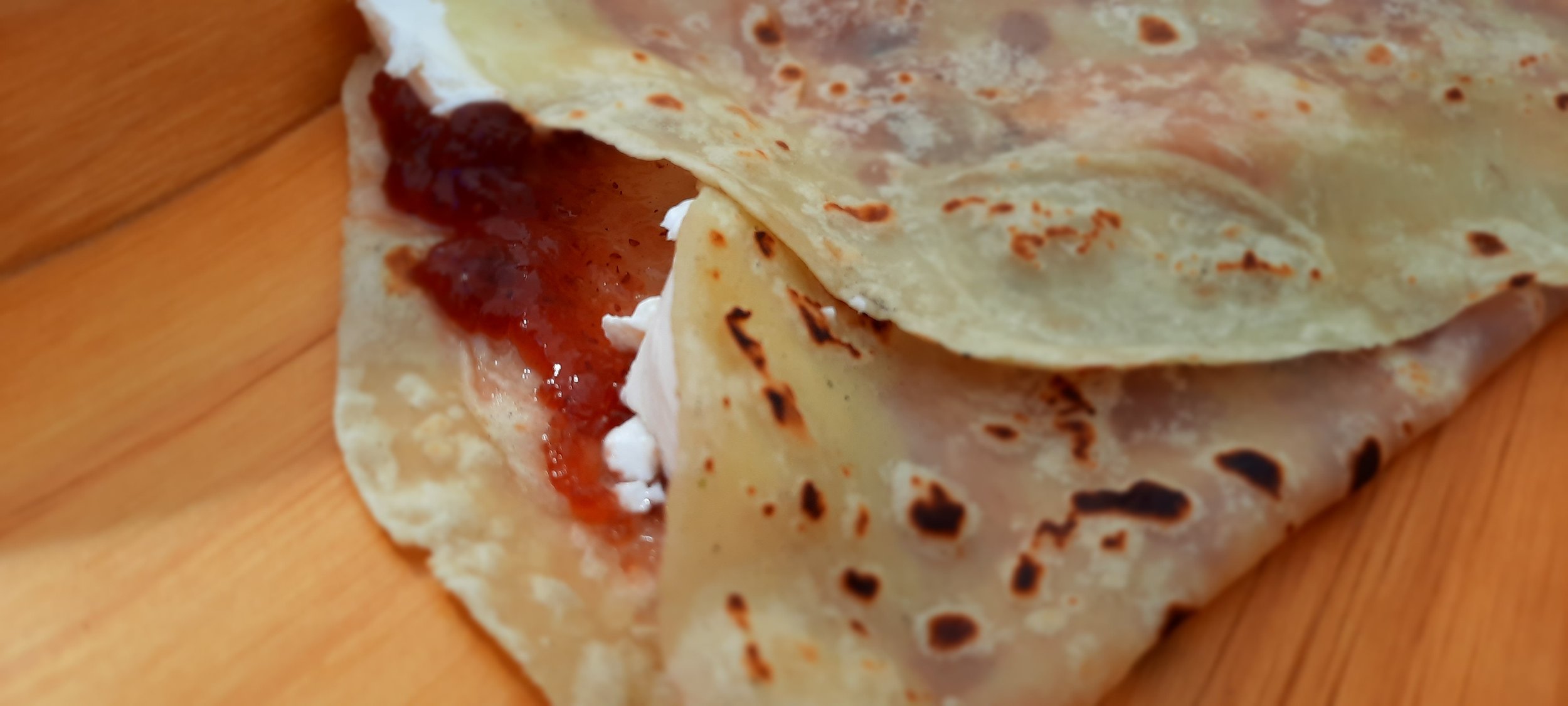 Lingonberry and cream cheese lefse