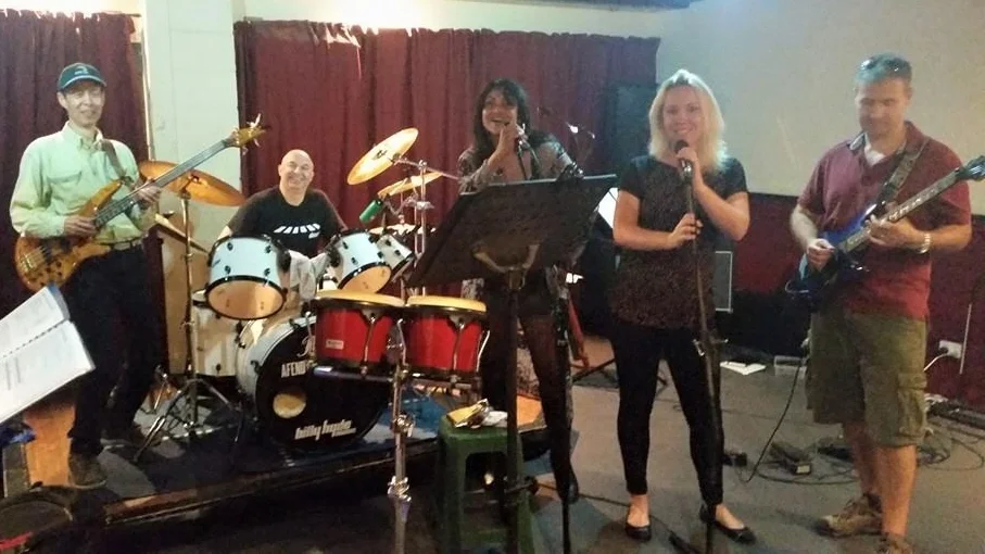 Rehearsal 3MAY15 alt.jpg