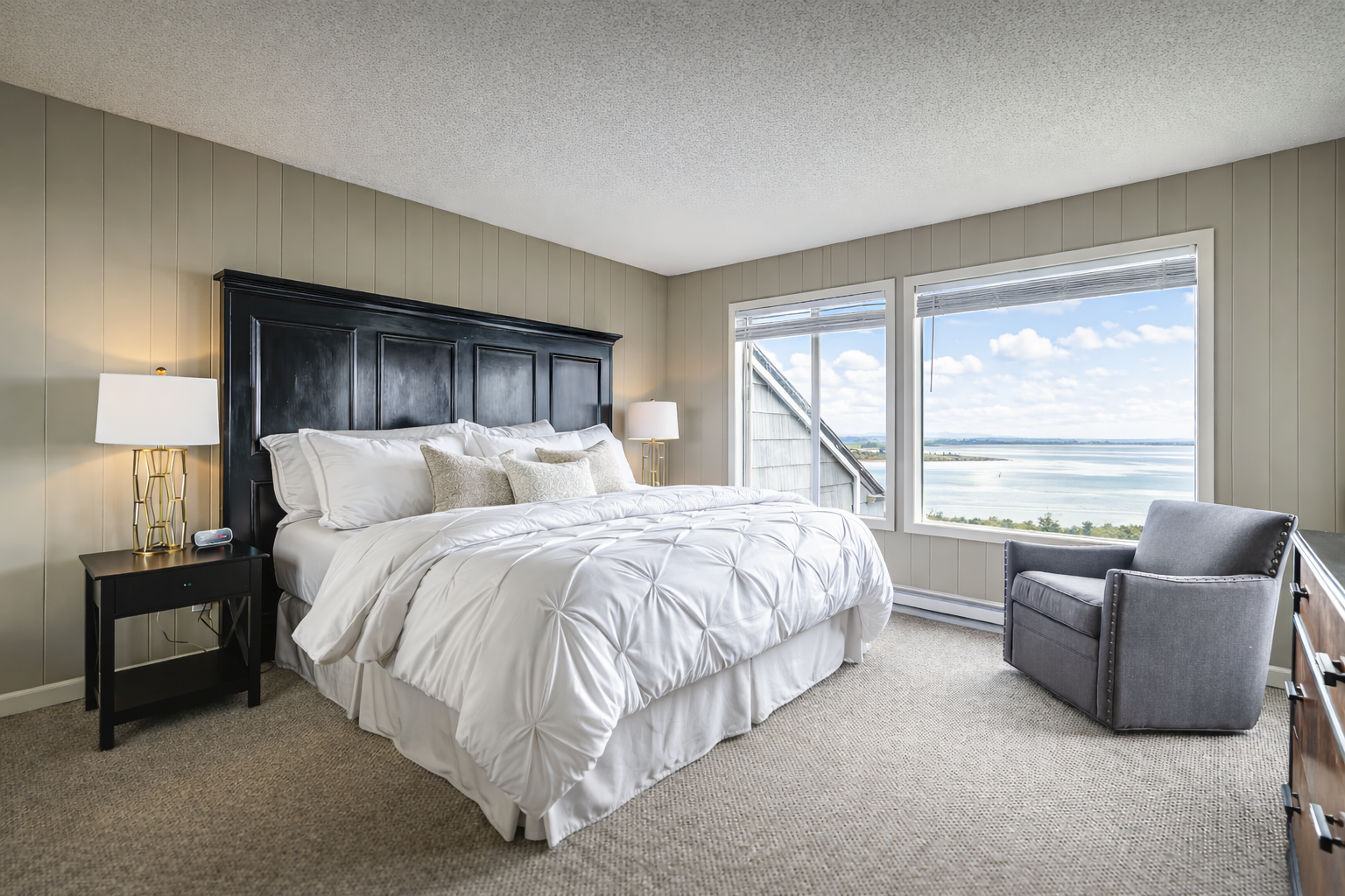 bedroom airbnb f.png