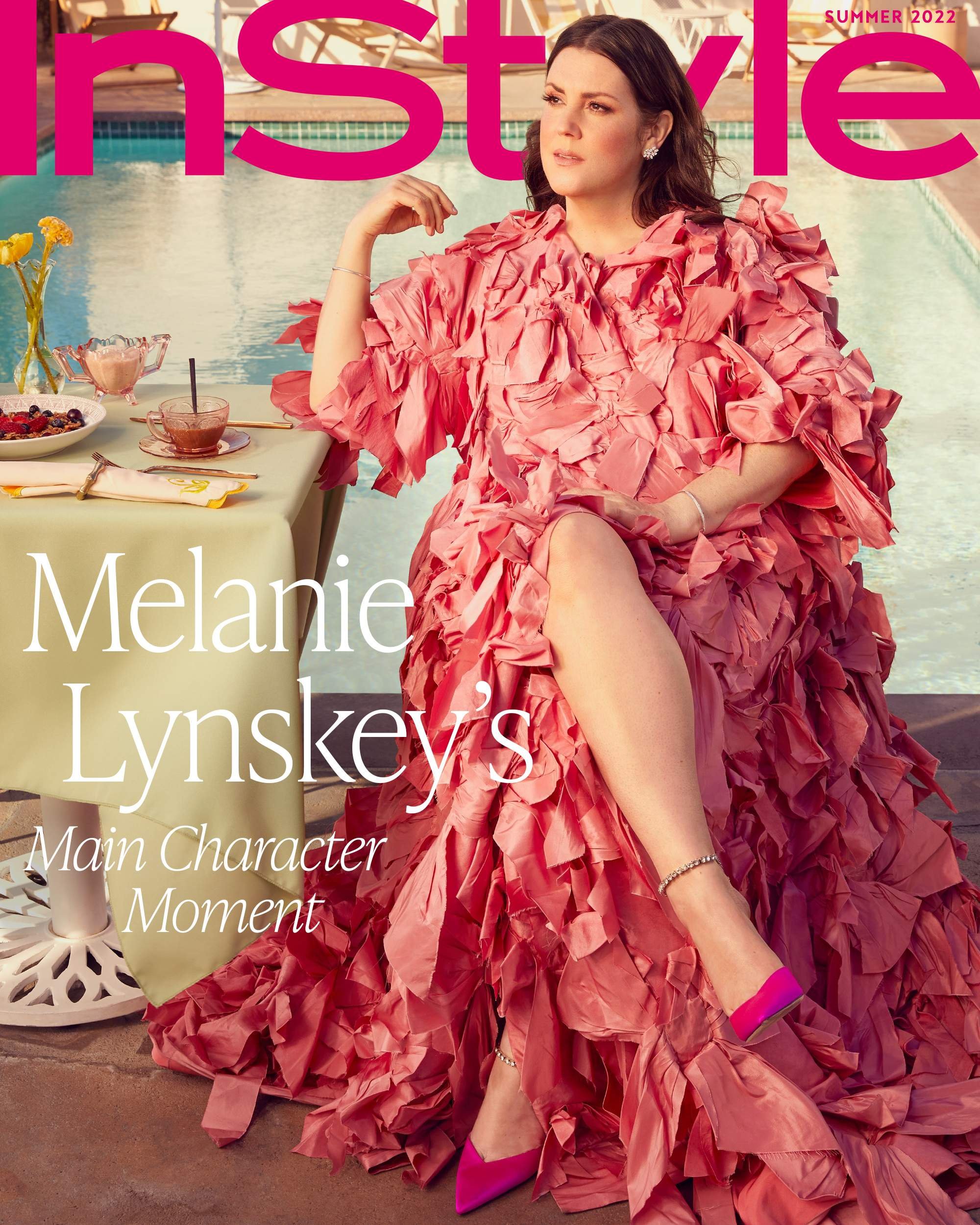 Melanie-Lynskeys-InStyle-Summer-Cover-1660158401.jpg