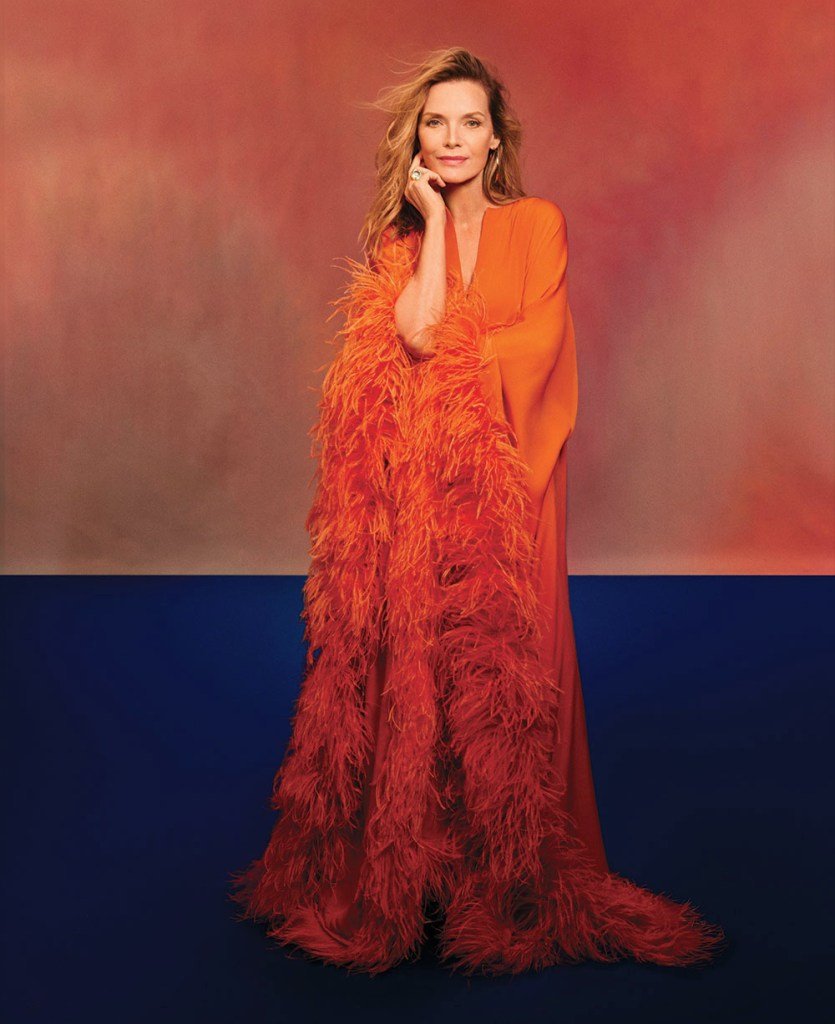 04152022_Michelle-Pfeiffer_03x_0552-EMBED-2022.jpg