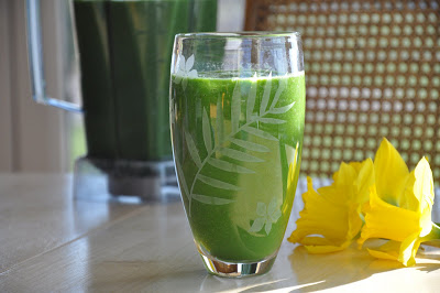 spring green smoothie.JPG