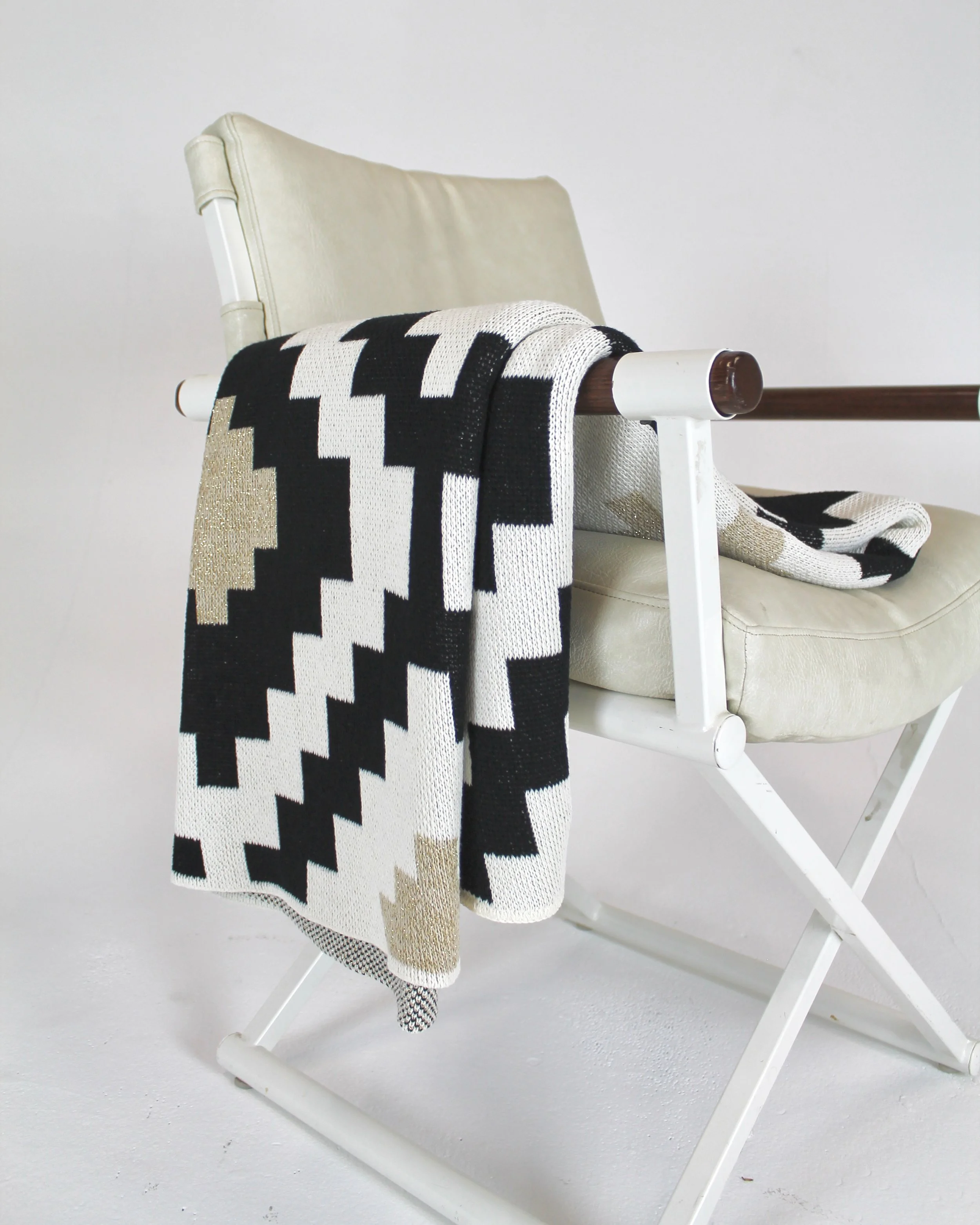 black and gold throw