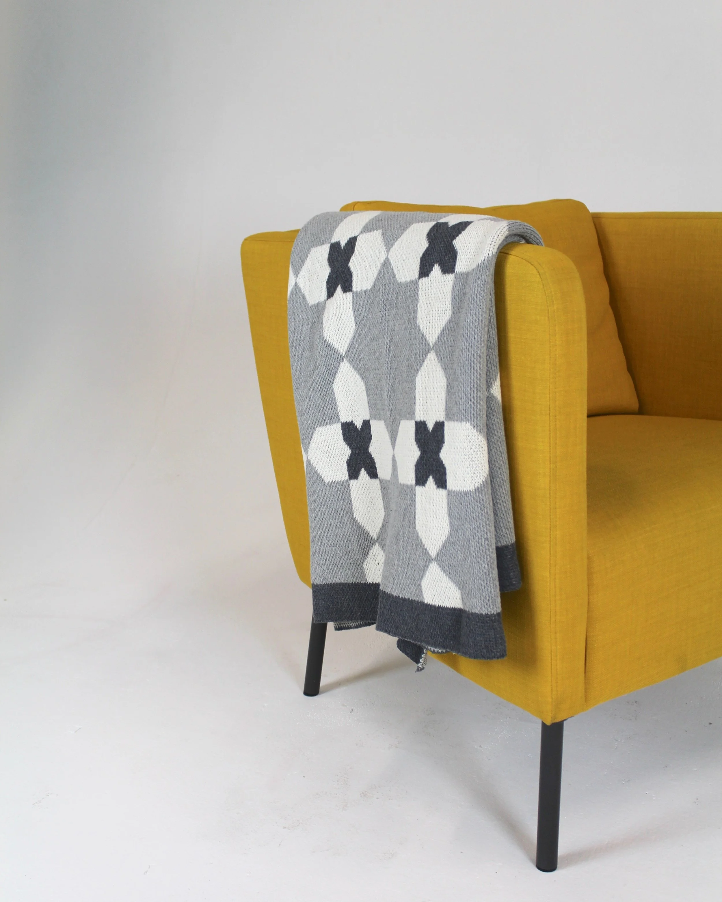 happy-habitat-cordoba-eco-throw.jpeg