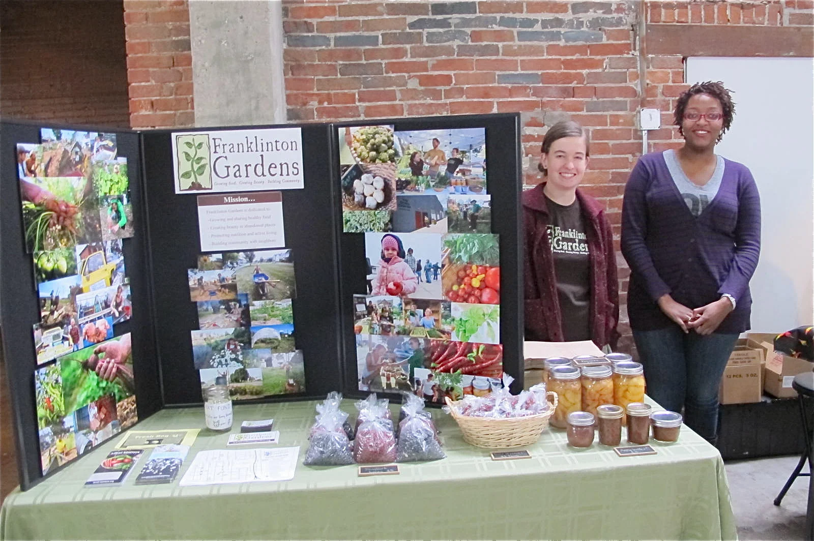 Market Saturdays at 400 West Rich