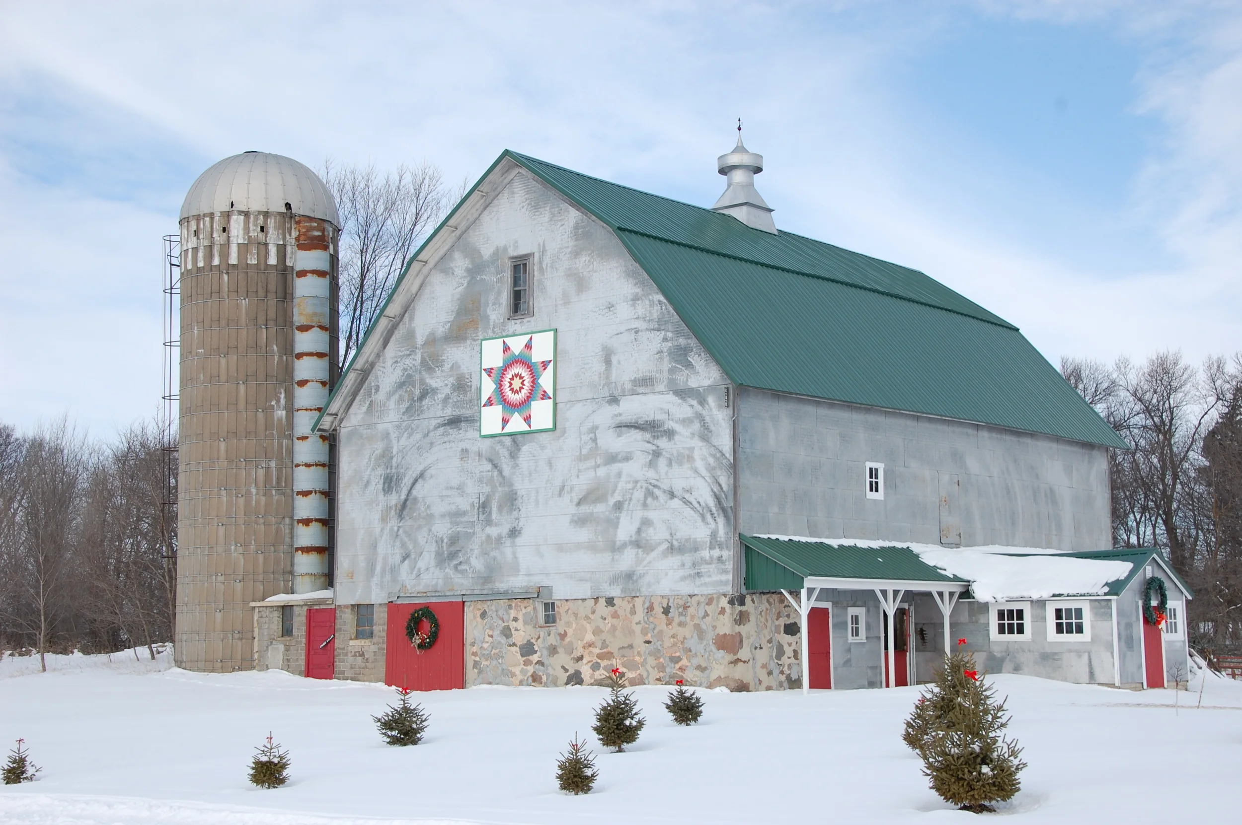 2nd Place Barn Quilts/Advertising - Clare Hoelderle