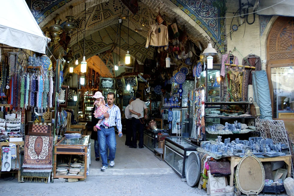 shirazbazar.jpg