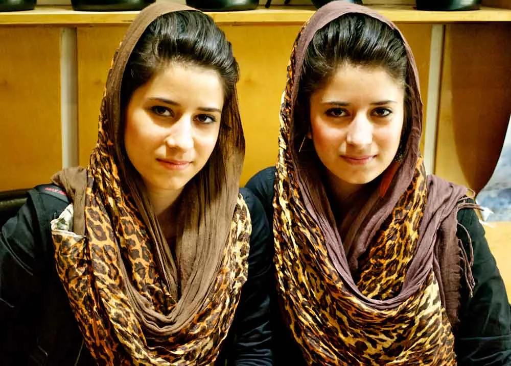 Moasser_Narguess_FacesofIran-35.jpg