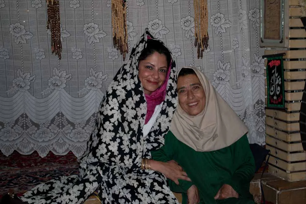 Moasser_Narguess_FacesofIran-19-2.jpg