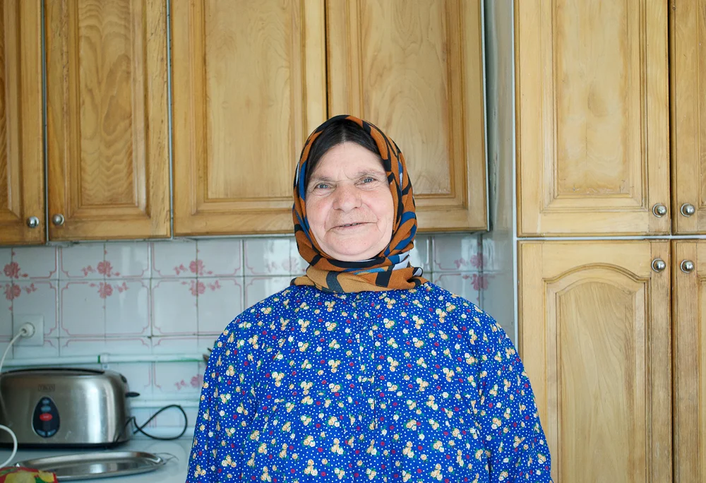 Moasser_Narguess_FacesofIranv1-8-2.jpg