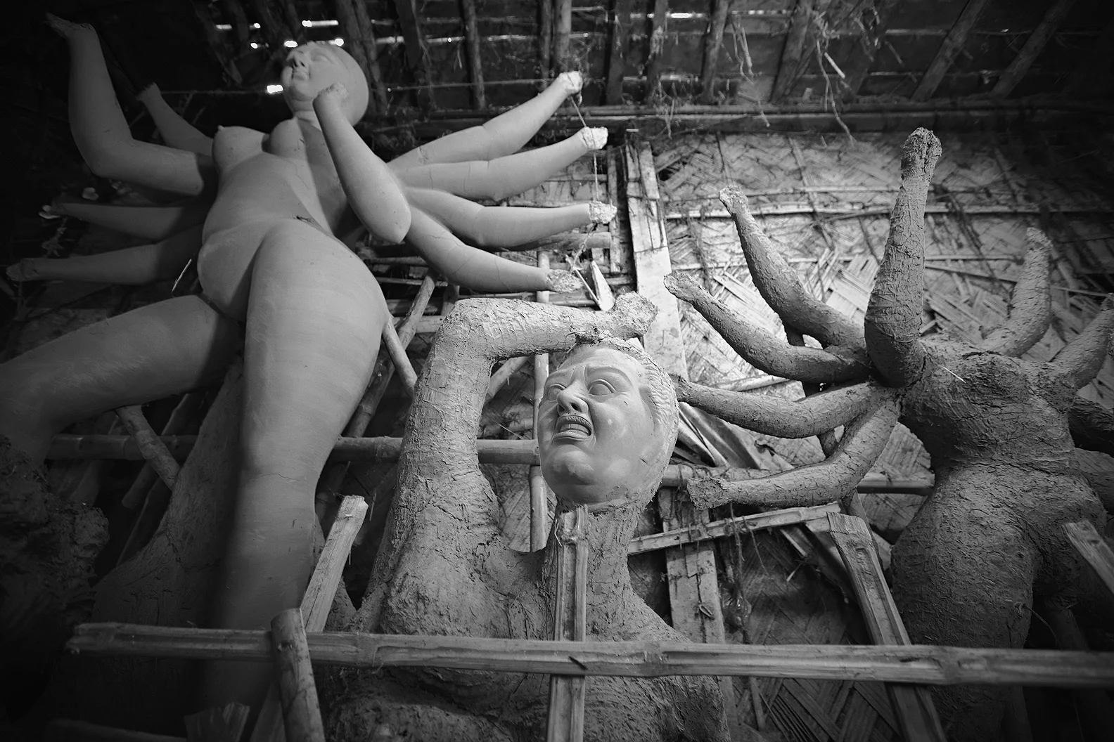 EXPLORE IDOL MAKING 64.jpg