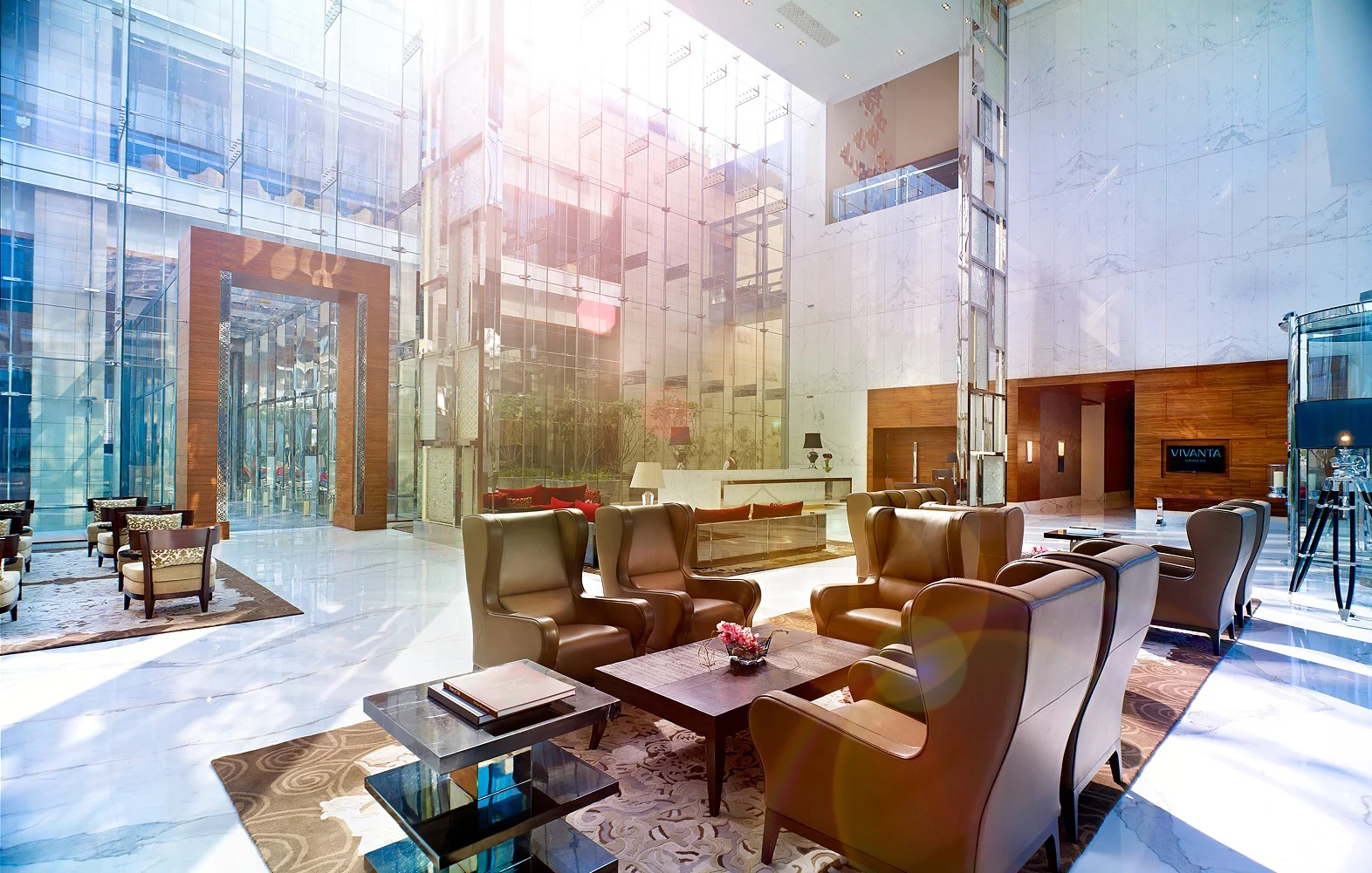 LOBBY 58 Panorama.jpg