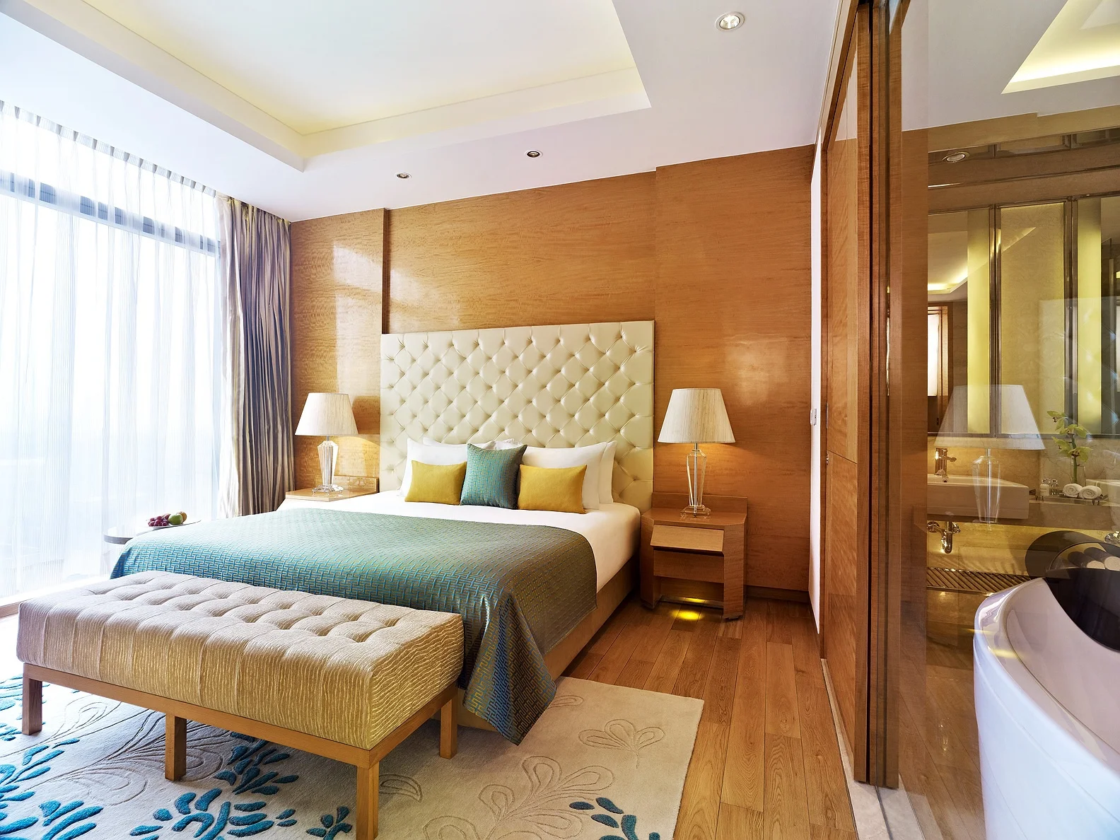 ROOM PRE TEMP SUITE 37.jpg