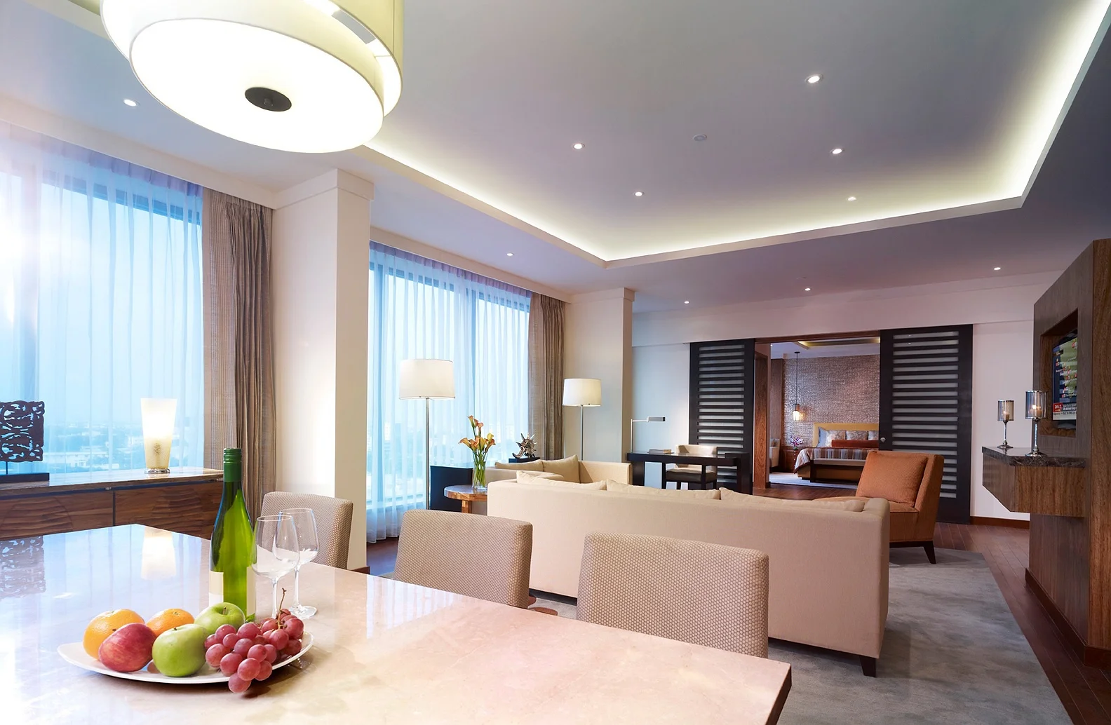 PRESIDENTIAL SUITE 109.jpg