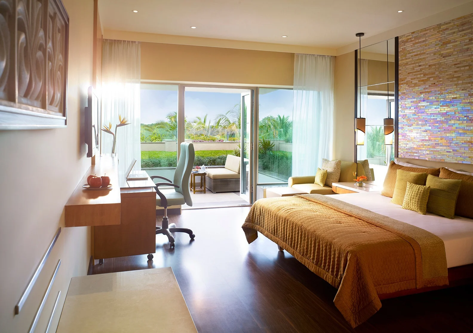 DELUXE DELIGHT 222 27.jpg