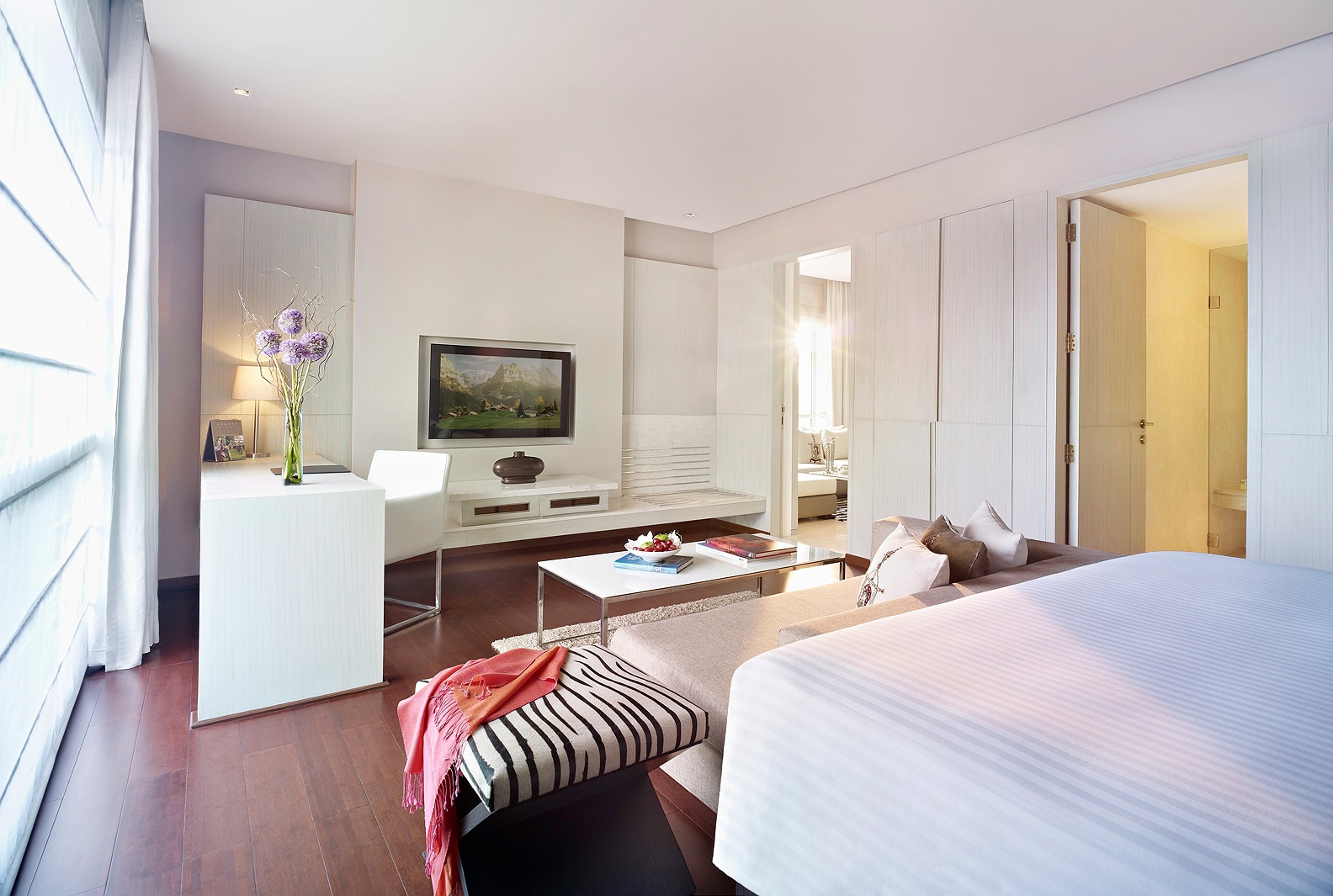 DELUXE ALLURE SUITE 24.jpg