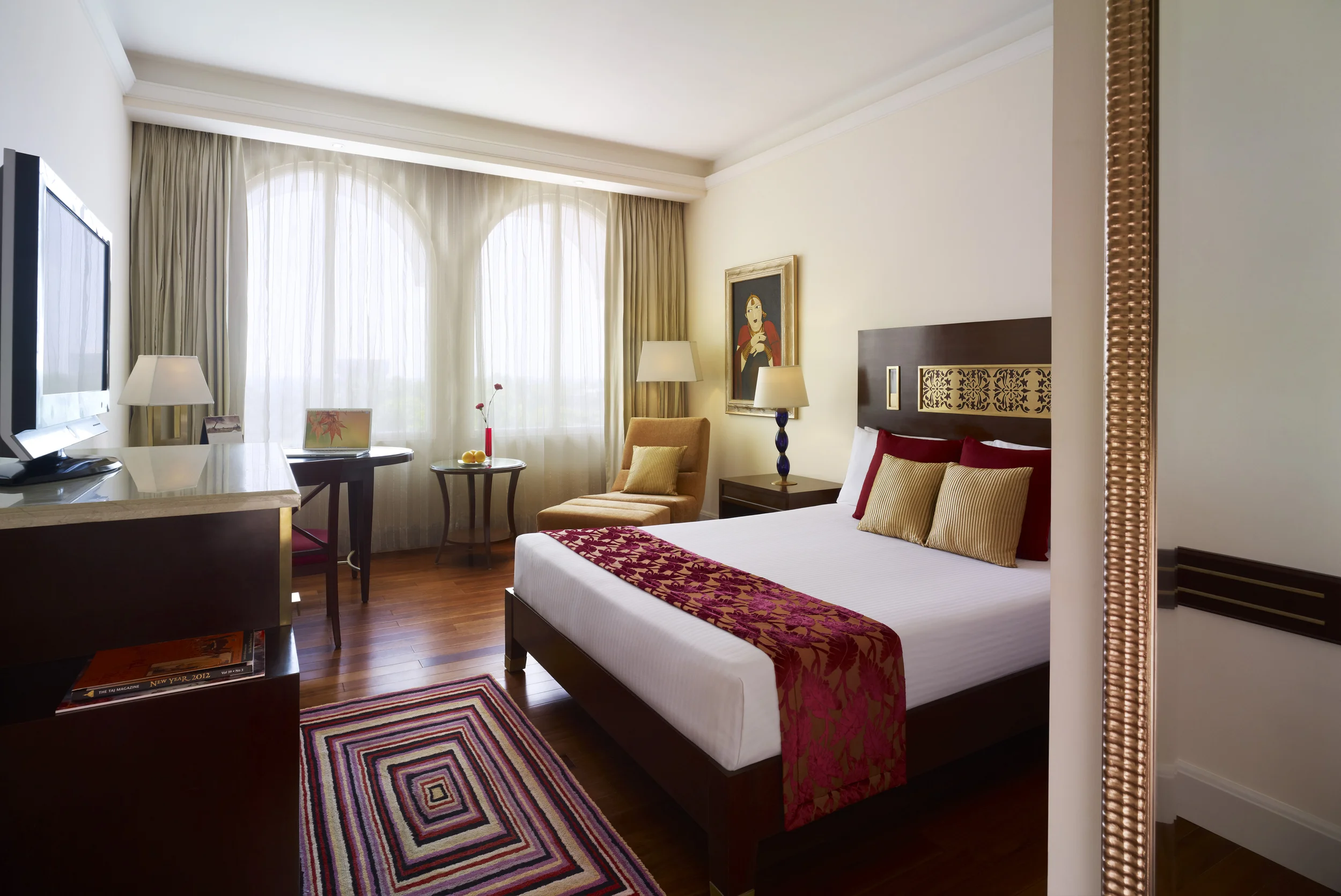 ROOM EXE 402 1204B.jpg