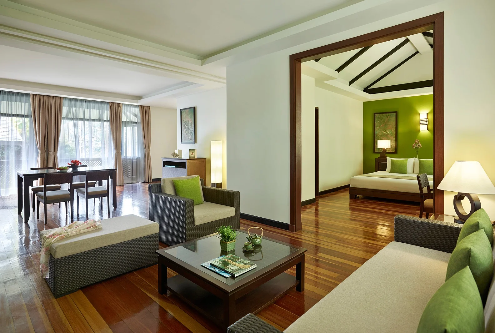 204 ONE BEDROOM SUITE 29.jpg