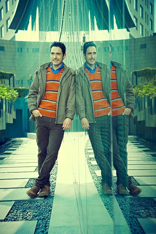 CORRIDOR WALKING 740.jpg