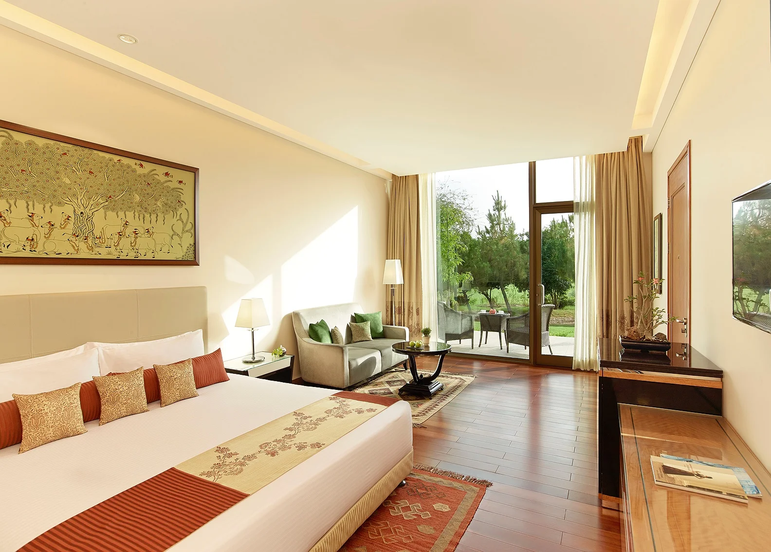 DELUXE RESORT ROOM B 9 MAIN.jpg