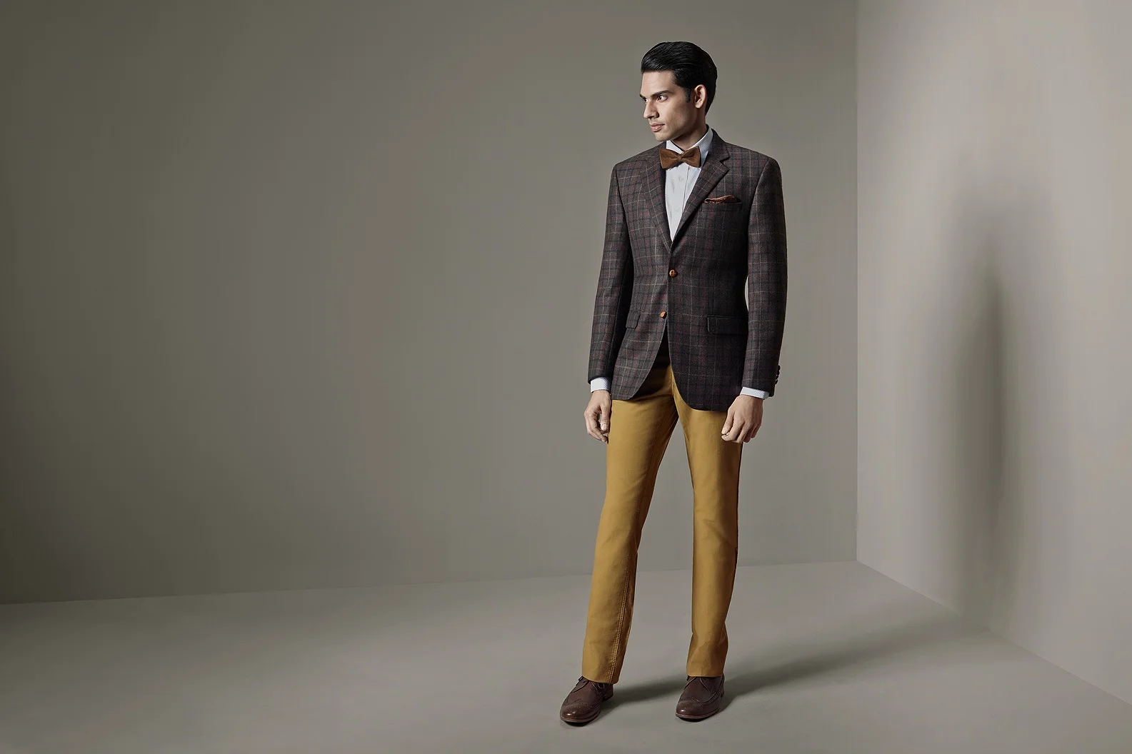 RAYMOND AW 14_0012_AW 5 856.tif.jpg