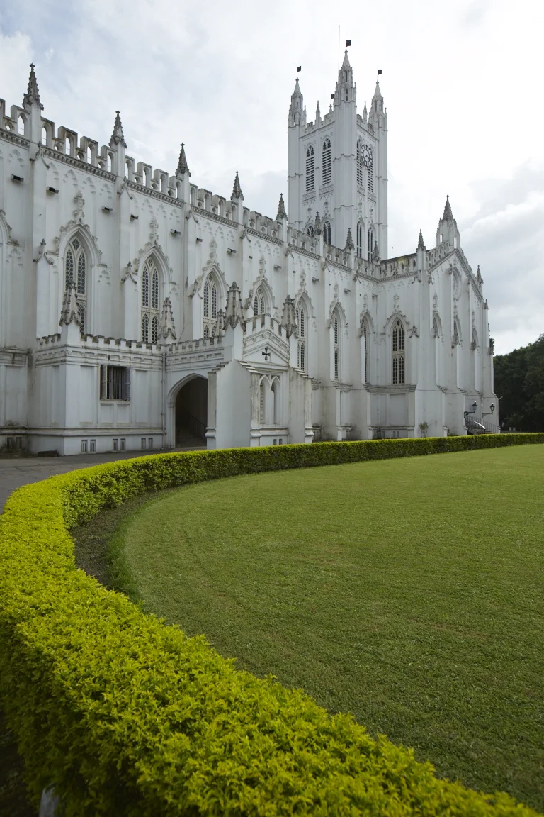 EXPLORE ST PAUL CATH 35.jpg