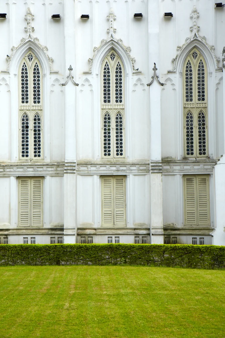 EXPLORE ST PAUL CATH 41.jpg