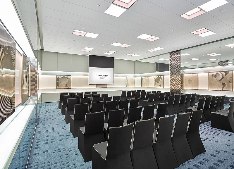 MEETING ROOM 78 MAIN.jpg