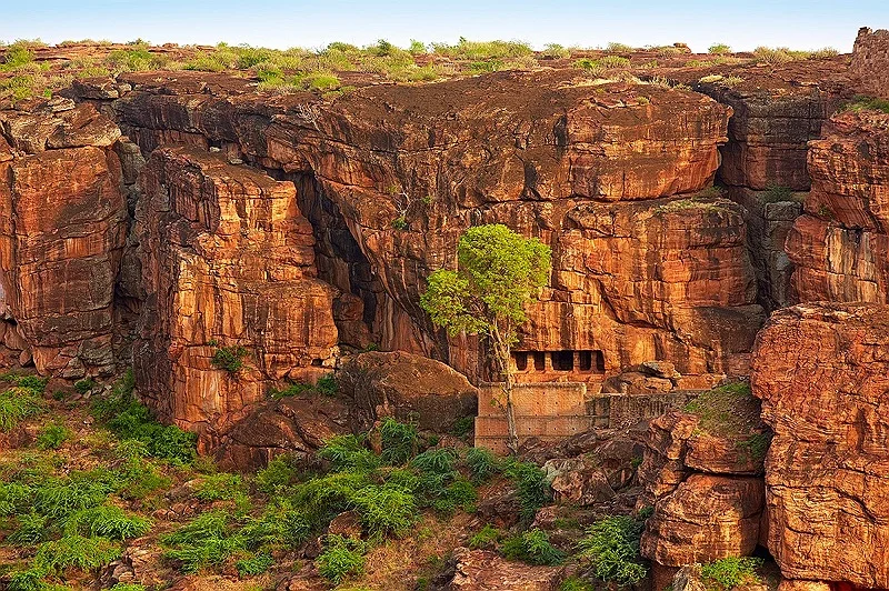 BADAMI 154 1.jpg