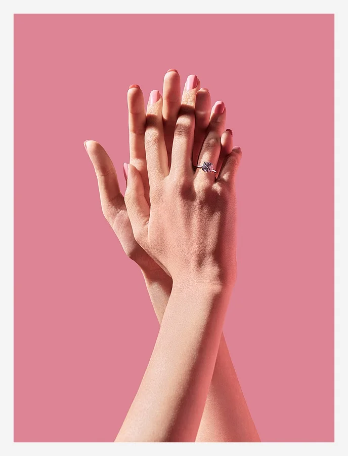 ALTR SHOT 6 HANDS 11 MAIN b.jpg