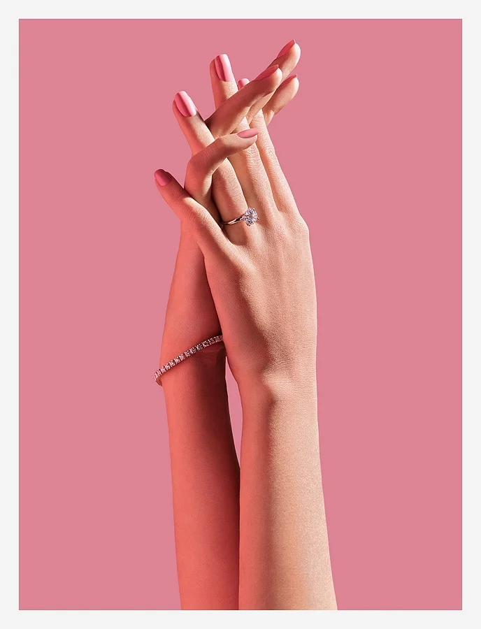 ALTR SHOT 7 HANDS 21 b.jpg