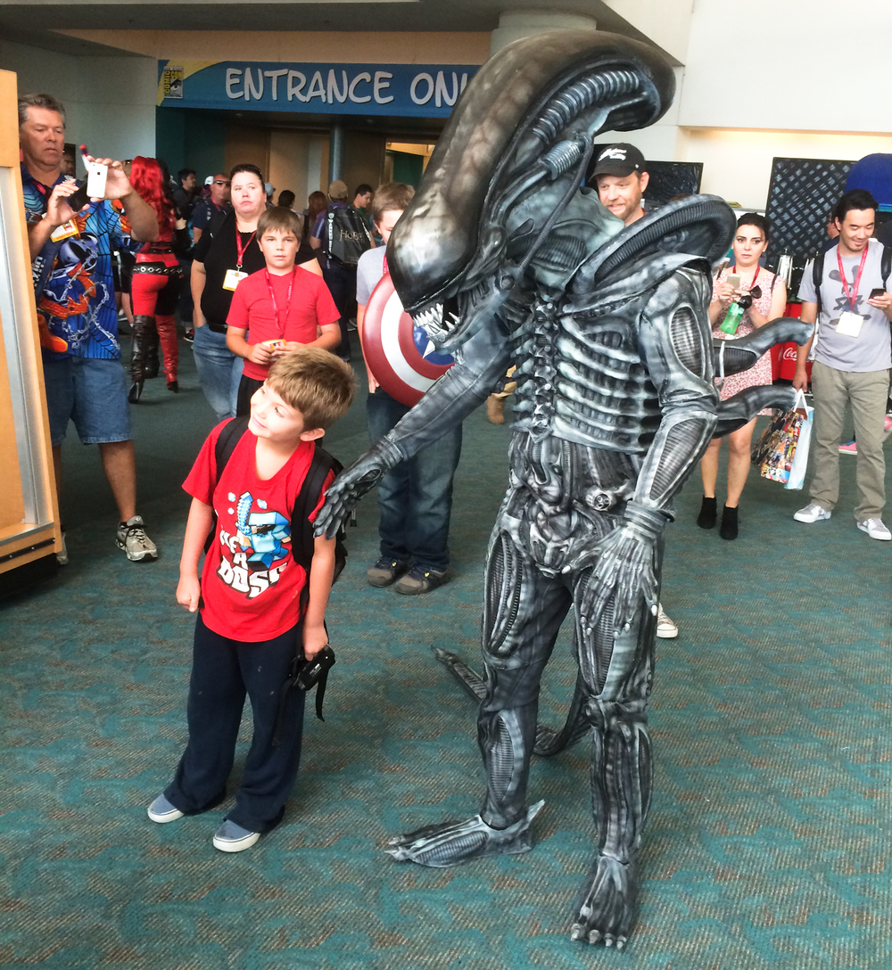 xenomorph-alien-cosplay-san-diego-comic-con.jpg