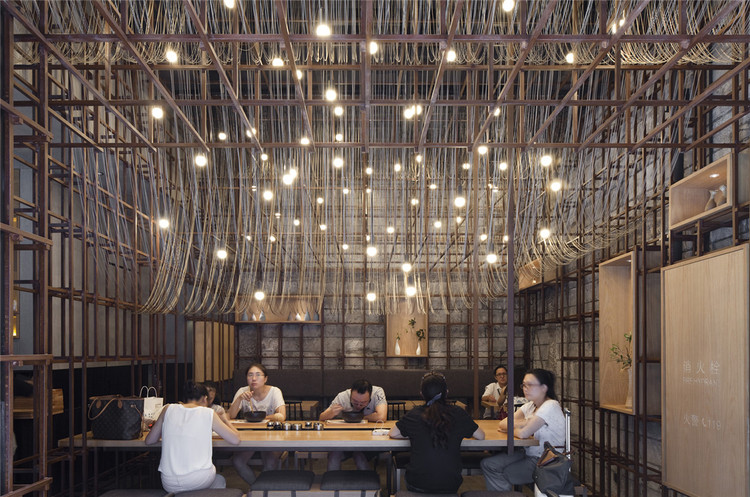 The Noodle Rack, Changsha, Cina by LukStudio