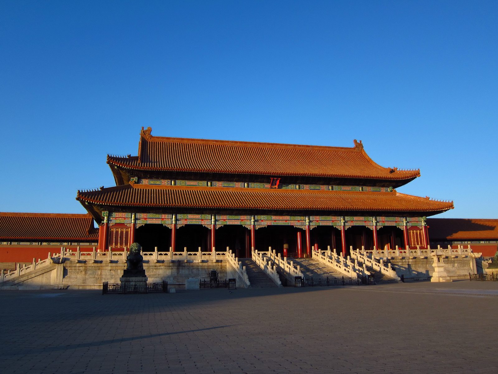 taihe_gate__the_forbidden_city__beijing___china.jpg