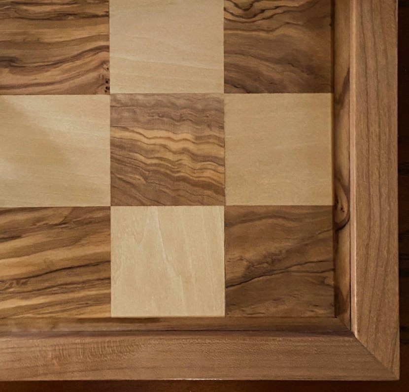 Board #007 – Olivewood & Maple (Detail)