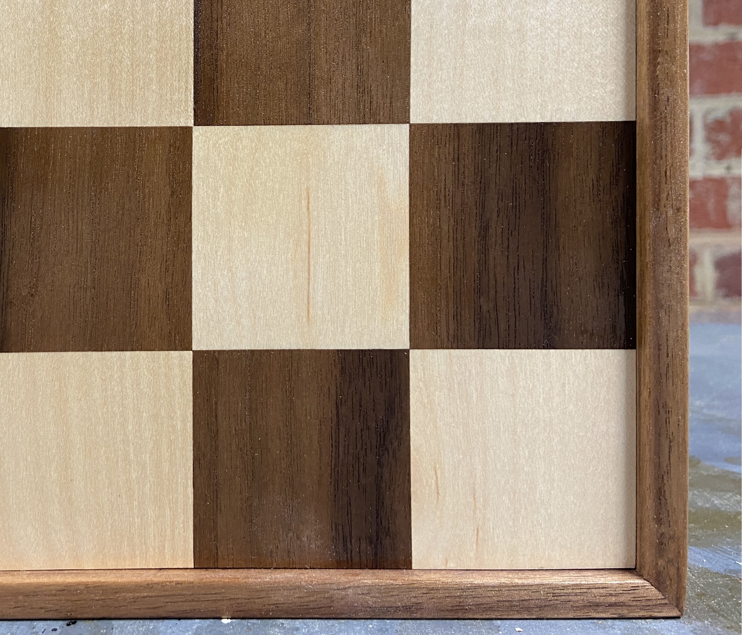 Board #017 – Walnut & Maple; (Detail)