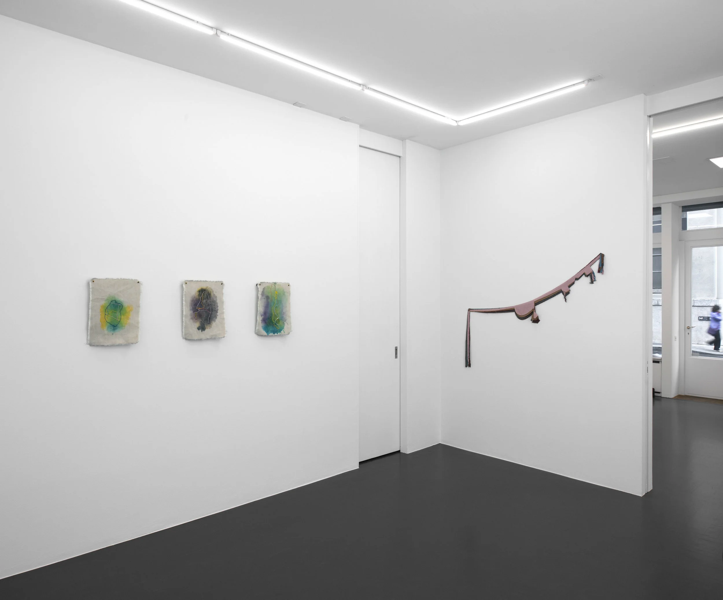 Vue de l'exposition "Three years anniversary group show" / "Three years anniversary group show" exhibition view