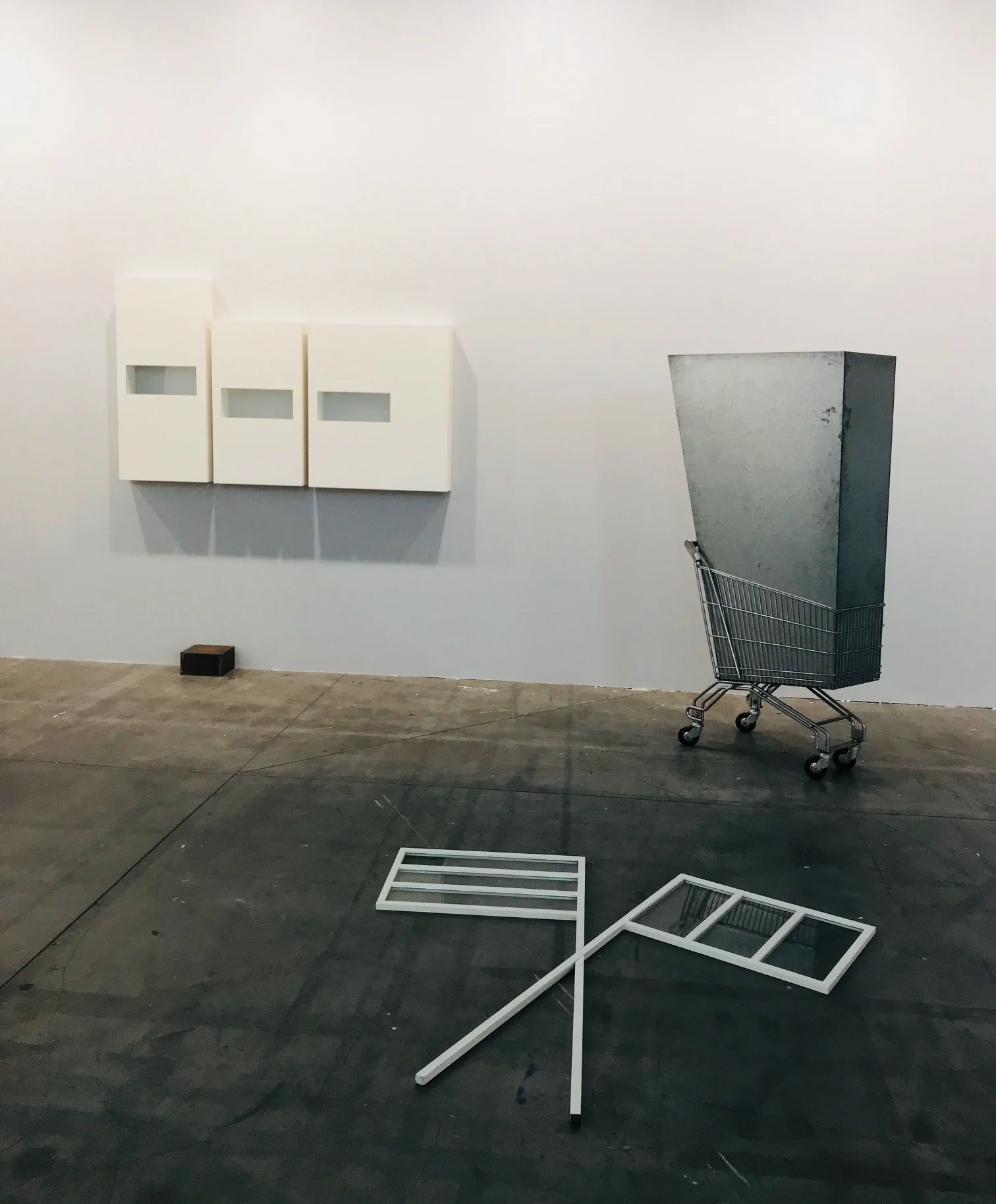 Exhibition View, BACK TO THE FUTURE section, Marion Baruch. Galeries Anne-Sarah Benichou, Paris + Laurence Bernard, Genève