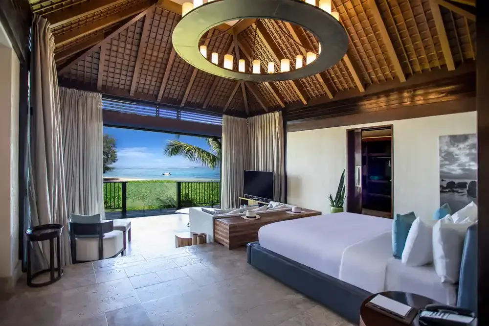Grand Beachfront Villa -Bedroom-Beach-Access-Shot1.webp