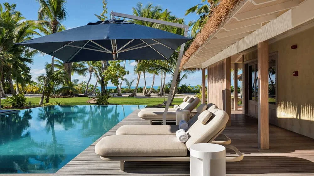 5 Bedroom Desroches 02.jpg