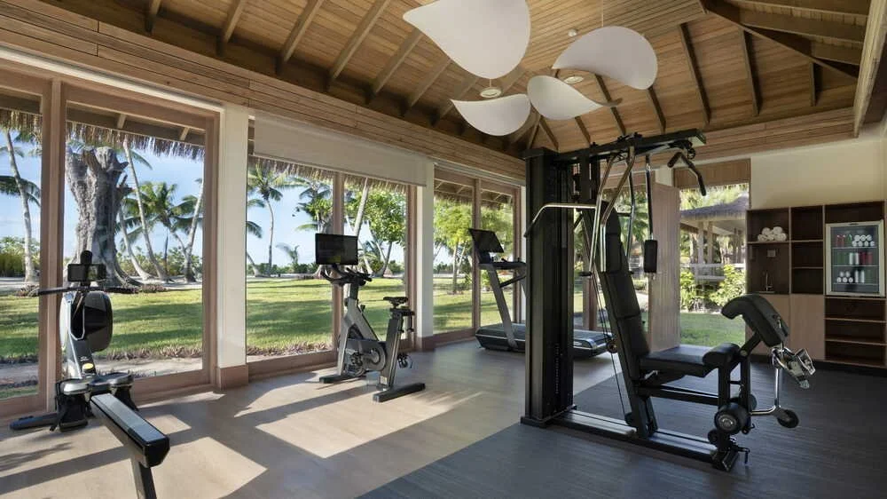 5 Bedroom Desroches 04.jpg