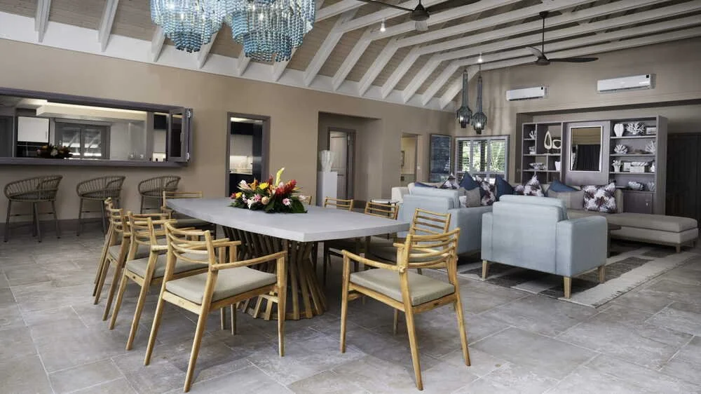 5 Bedroom Desroches 09.jpg