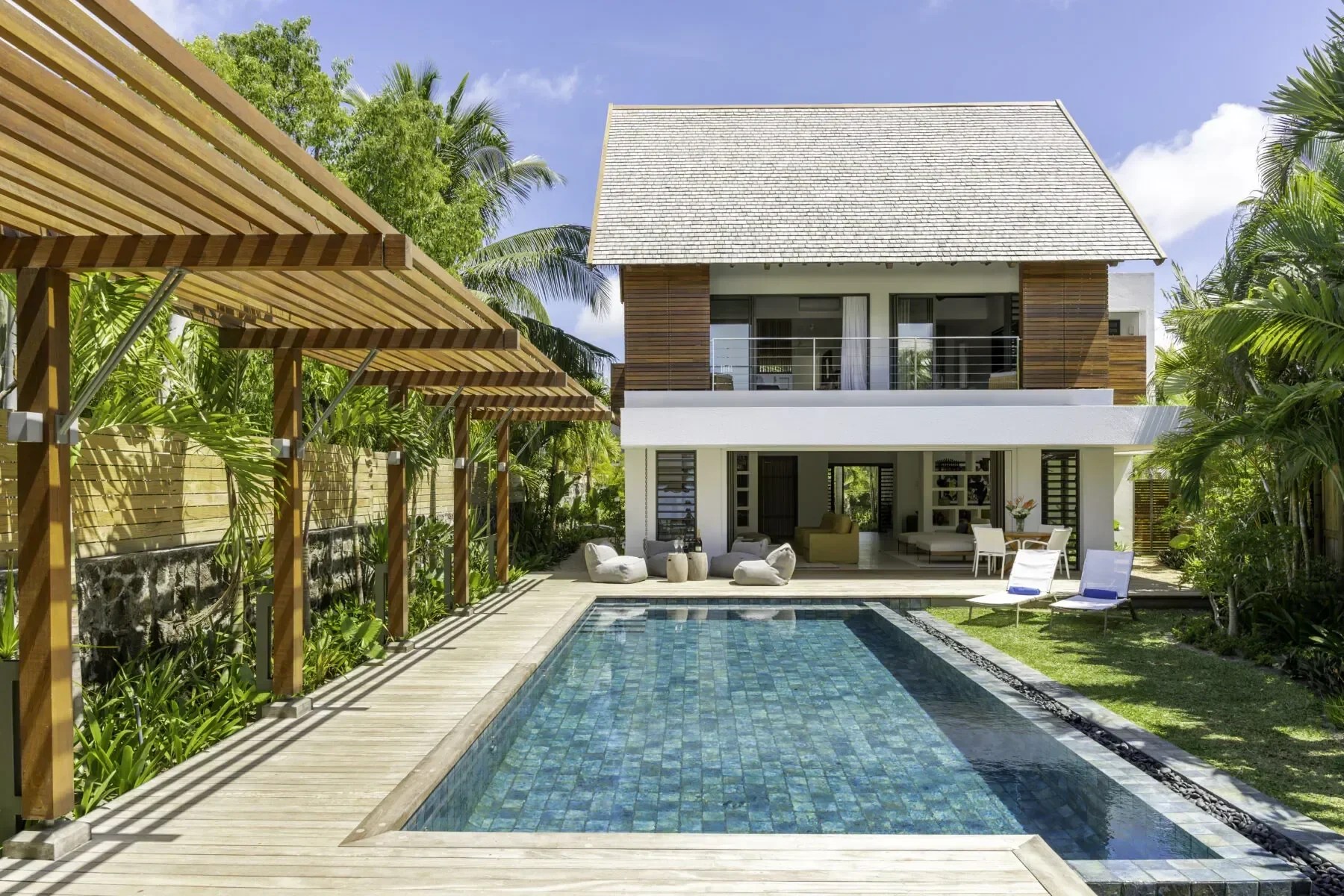 Luxuria reviews Villa Diamond in Mauritius by Villas de Maitre