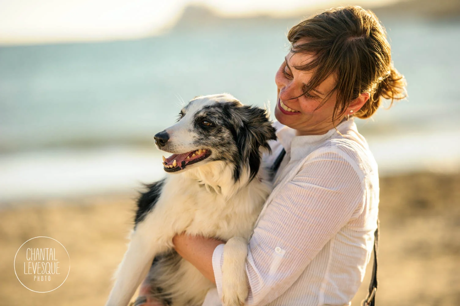 Ingrid avec Gin. Tous les chiens qu'on a photographié durant le séminaire sont des clients d'Ingrid.