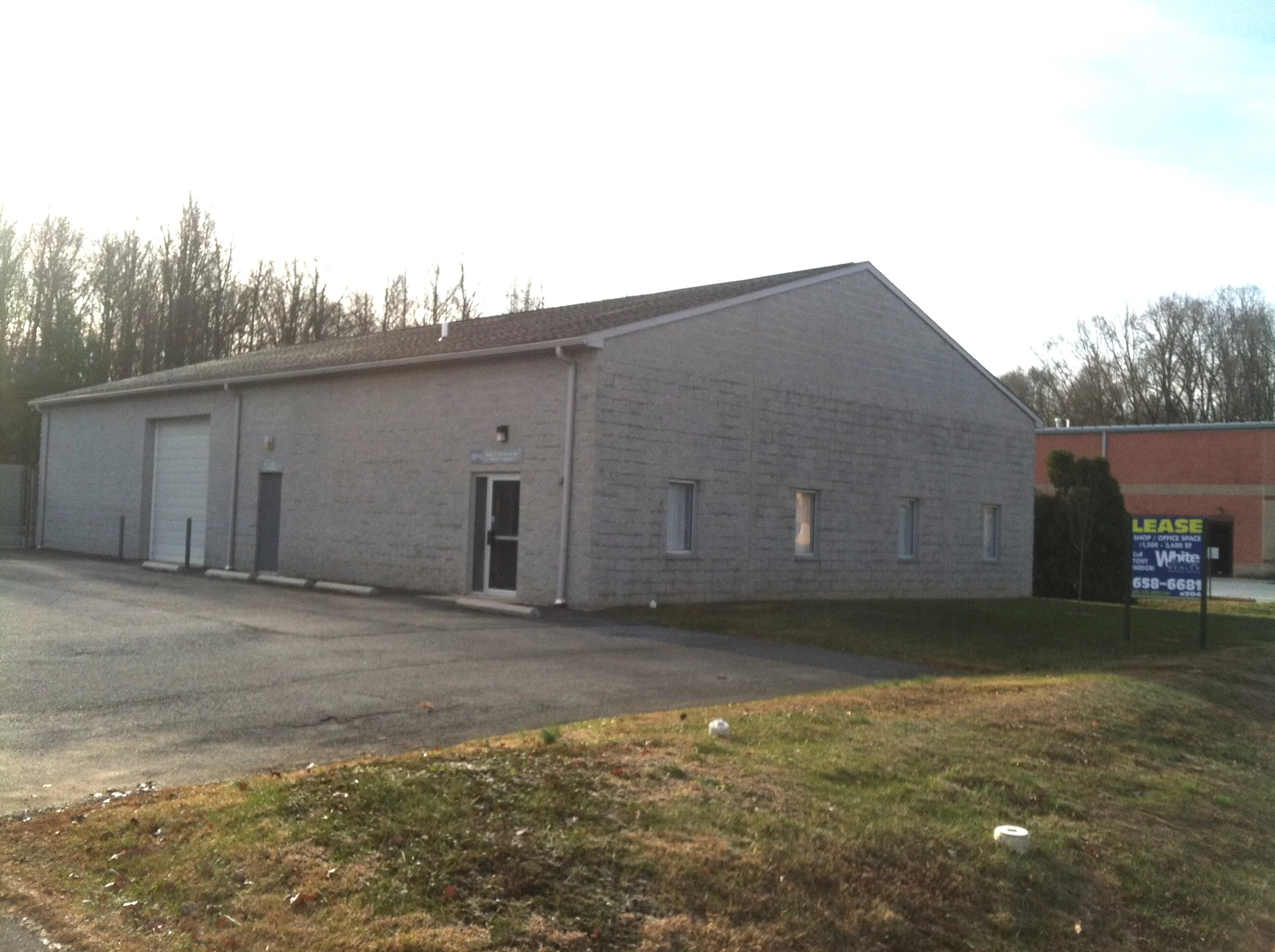 Blockwork / Foundation and concrete floor for a 50 x 80 foot warehouse.