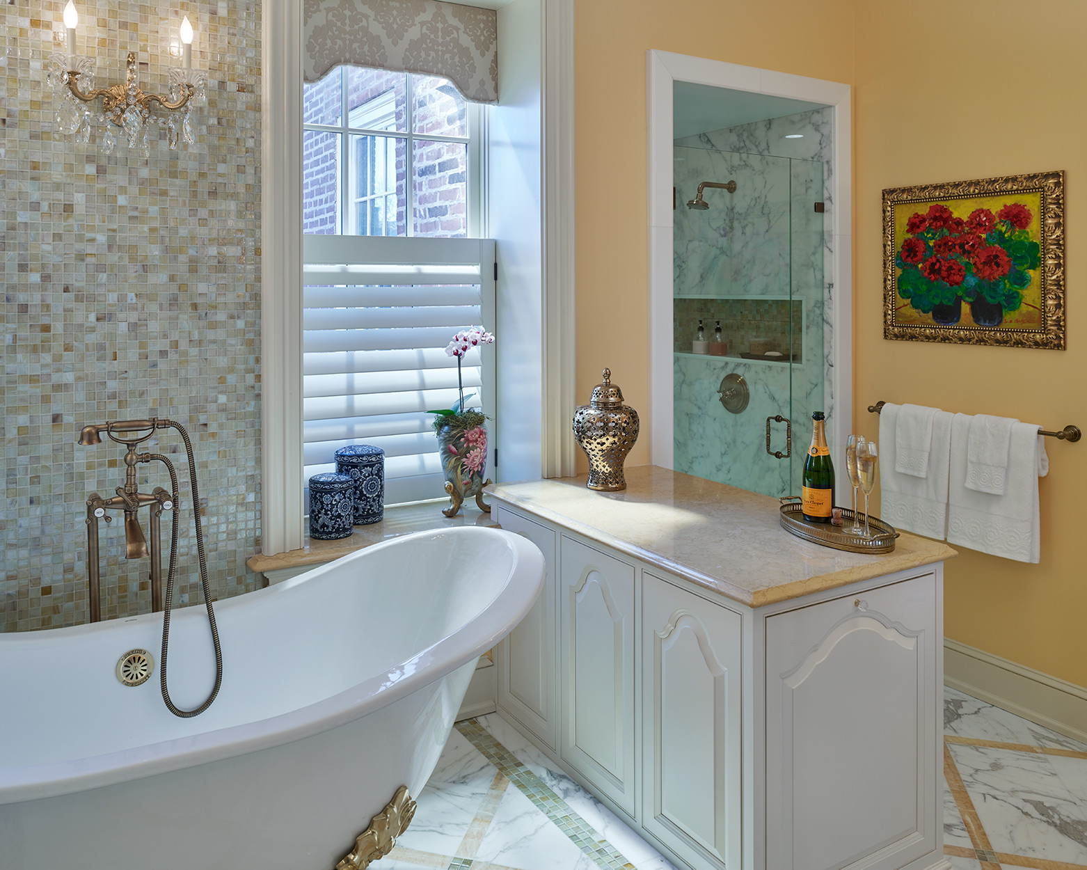 Joe Kitchen is a commercial photographer in New York & Philadelphia that photographs architecture & interiors, hotels & resorts, still life and beverage. Joe regularly travels to Washington DC, Baltimore, Boston and the rest of North America for pr