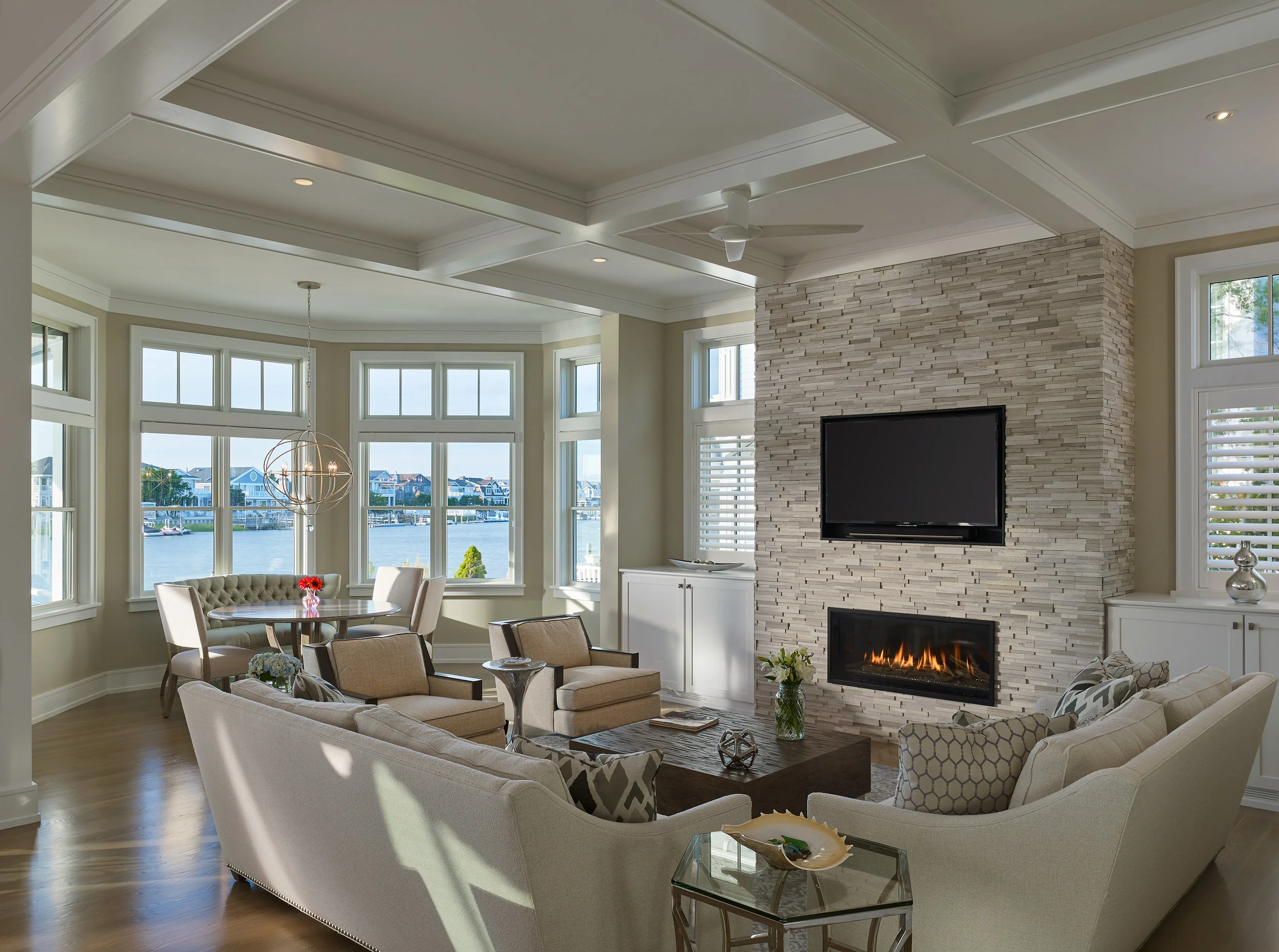Joe Kitchen is a commercial interior & architectural photographer based in New York and Philadelphia that photographs building design and hotels and resorts. Joe regularly travels to Washington DC, Baltimore, Boston and the rest of North America for projects.