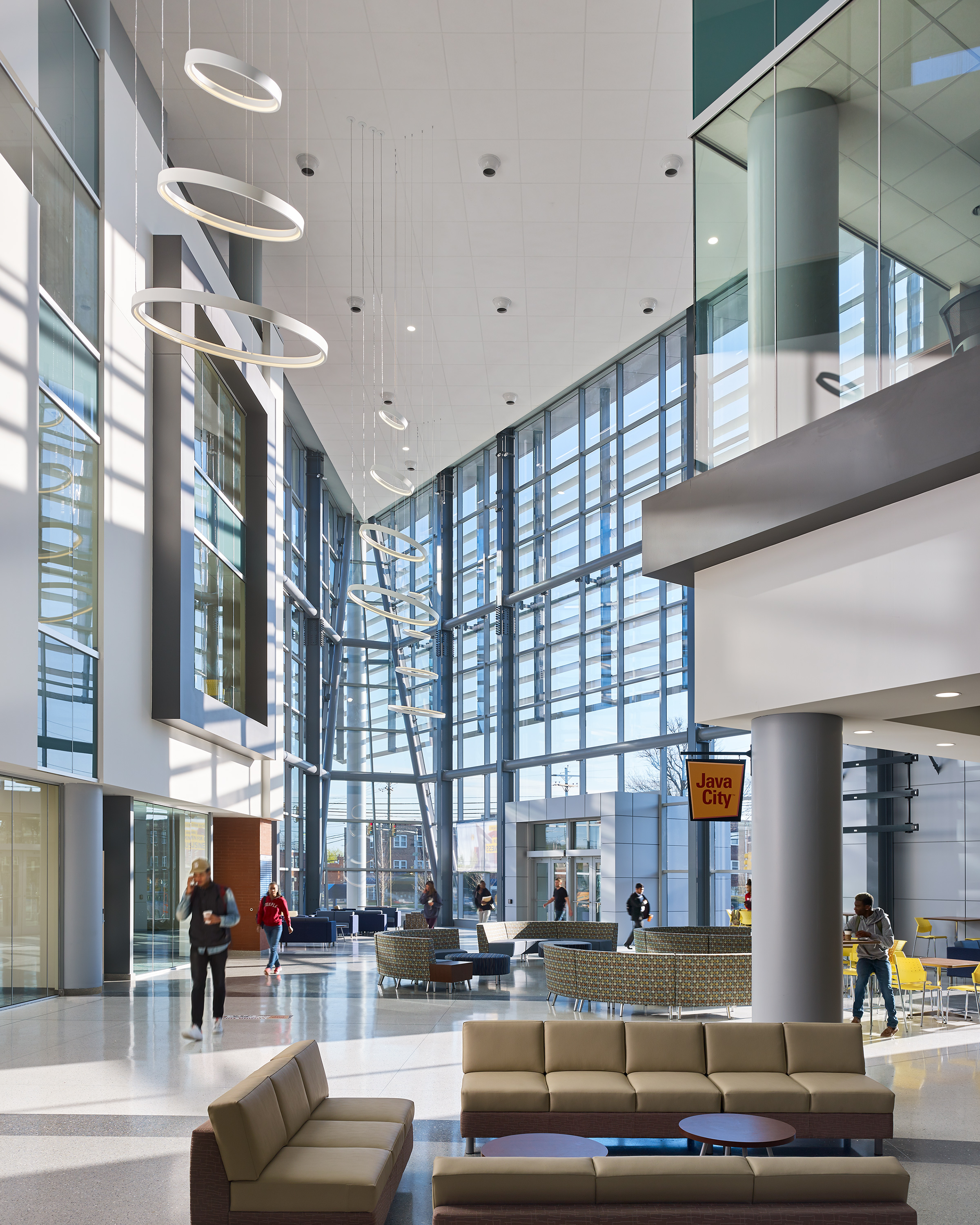 Joe Kitchen is a commercial interior & architectural photographer based in New York and Philadelphia that photographs building design and hotels and resorts. Joe regularly travels to Washington DC, Baltimore, Boston and the rest of North America for projects.